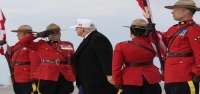 La cumbre del G7 comienza en Canadá con el foco puesto en el comercio, las guerras y no en irritar a Trump.