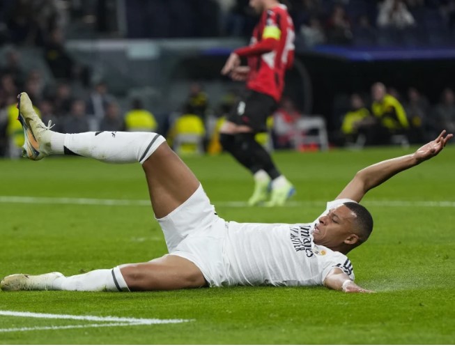 Mbappe fuera
