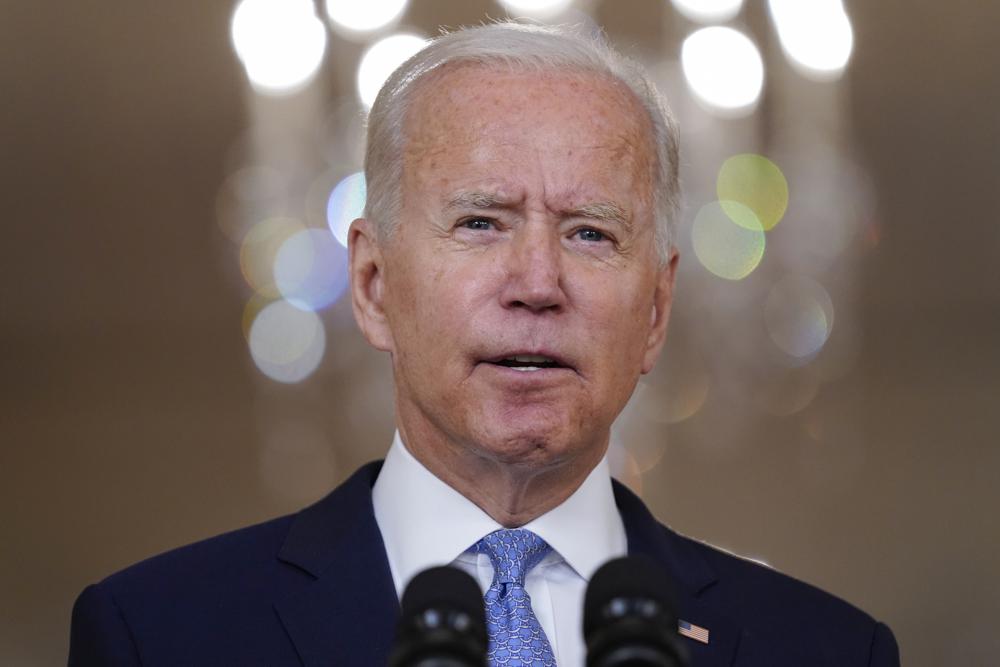 Biden defiende