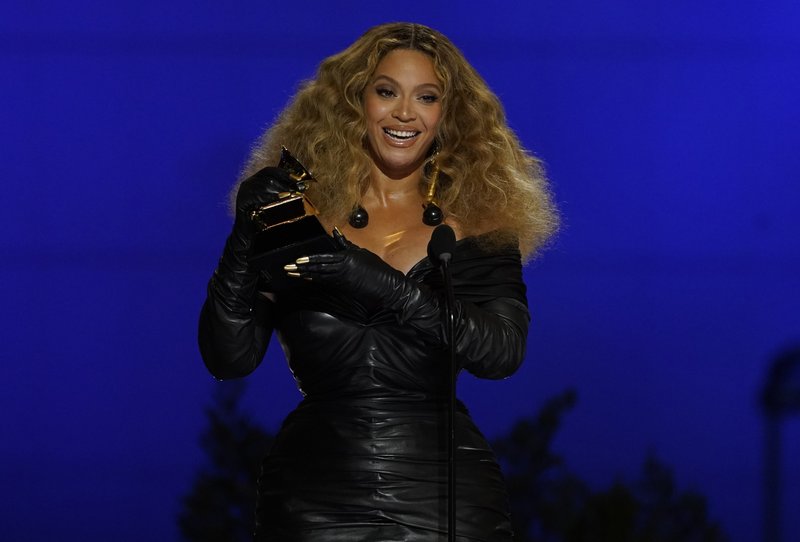 BeyonceyTaylor