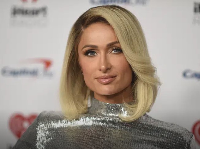 Paris Hilton debuta
